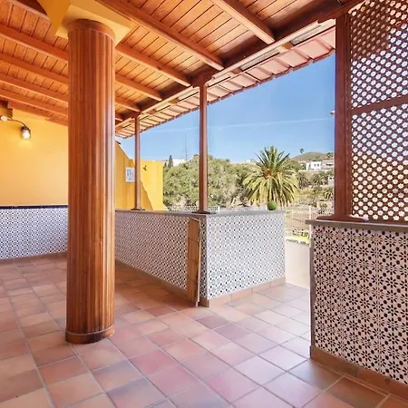 Vencejos, Amplia Casa Con Terraza Y Vistas, Ideal Familias, Amigos O Grupos * Las Palmas de Gran Canaria